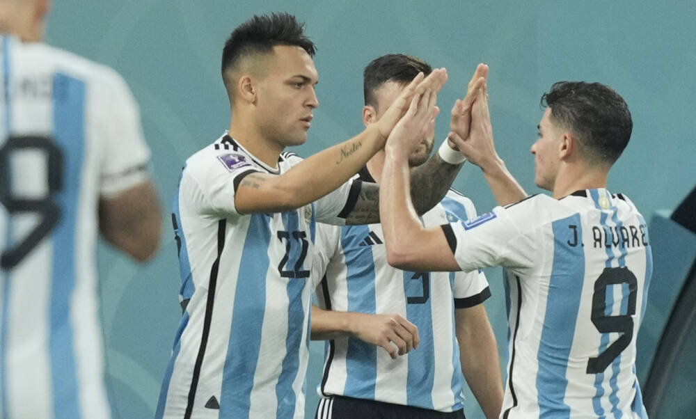 Lautaro Martinez e Julian Alvarez