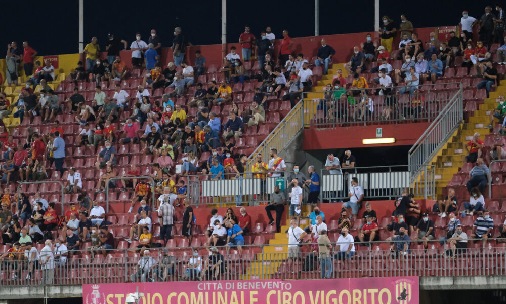 Tifosi Benevento / LaPresse