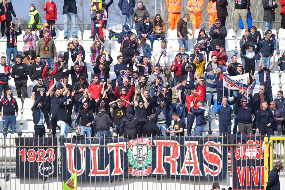 Tifosi Crotone / LaPresse