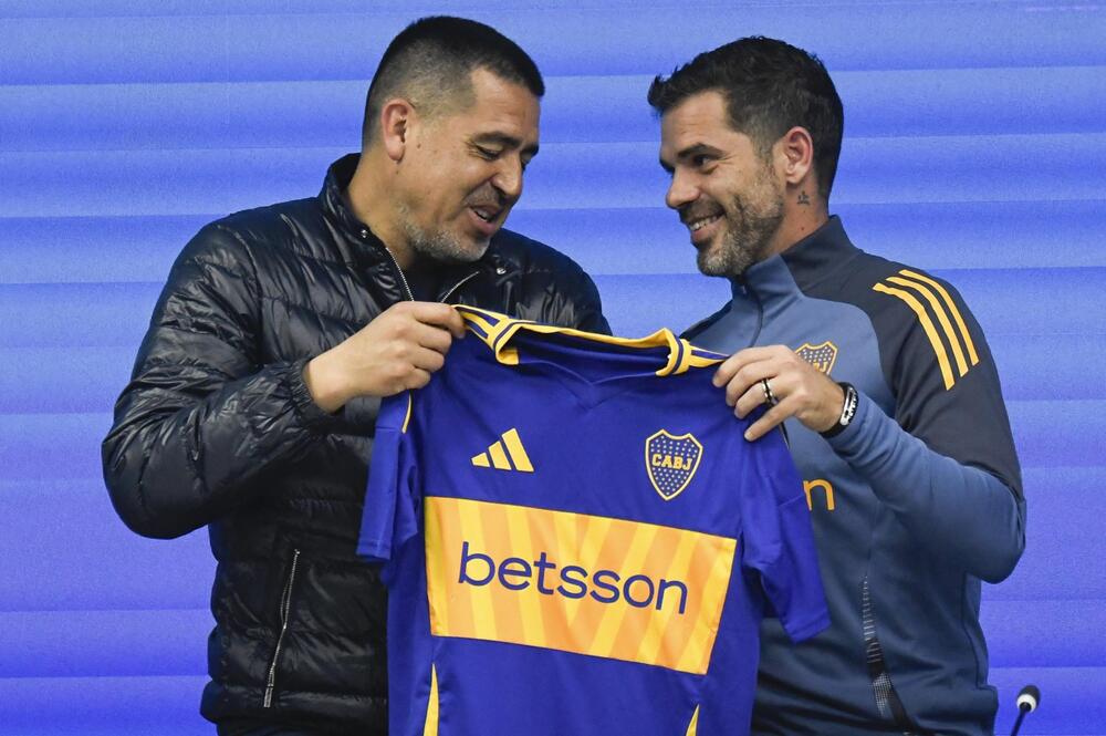 Juan Roman Riquelme e Fernando Gago, presidente e allenatore del Boca Juniors